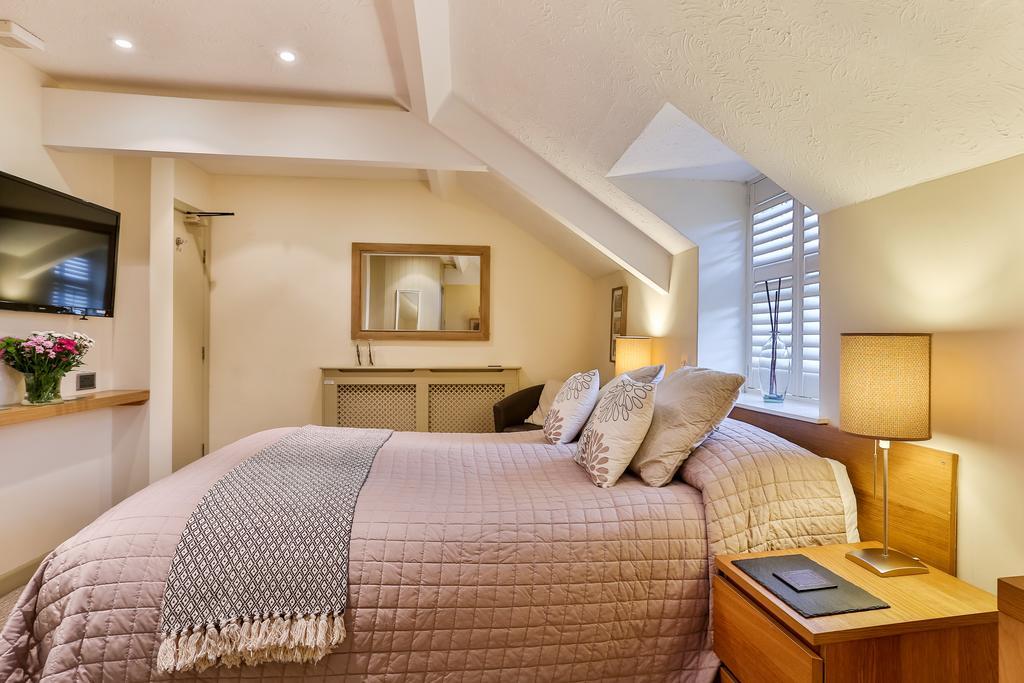 The Coach House Brecon Hotel Bagian luar foto