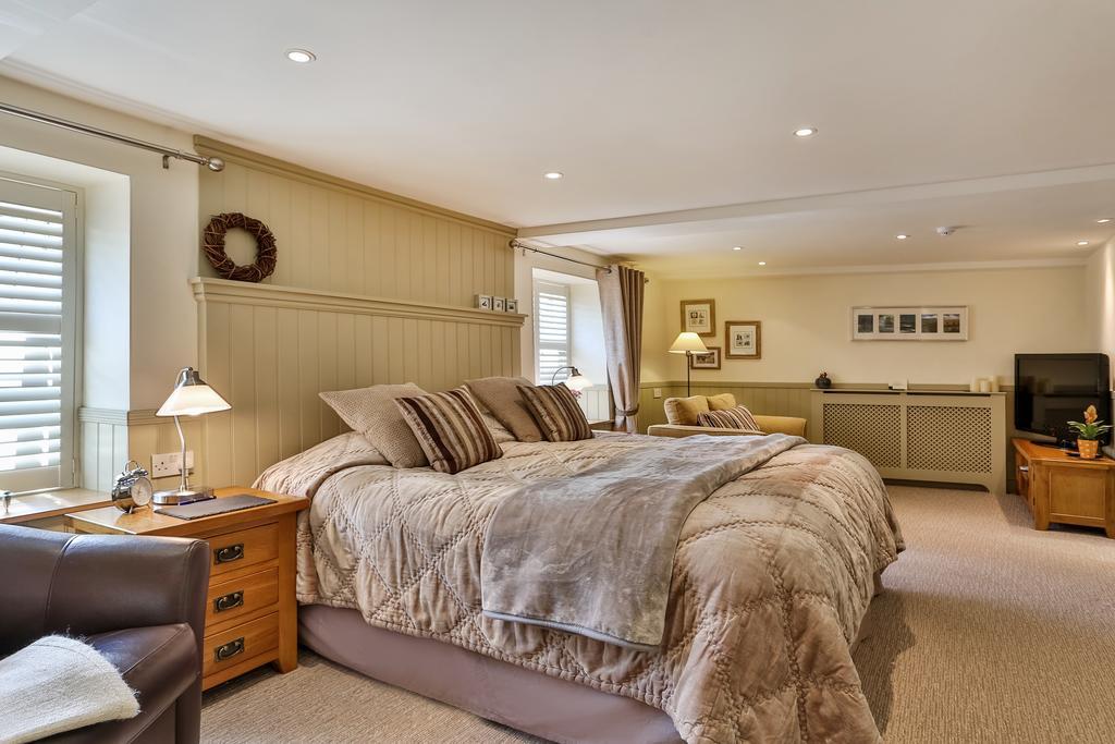 The Coach House Brecon Hotel Bagian luar foto