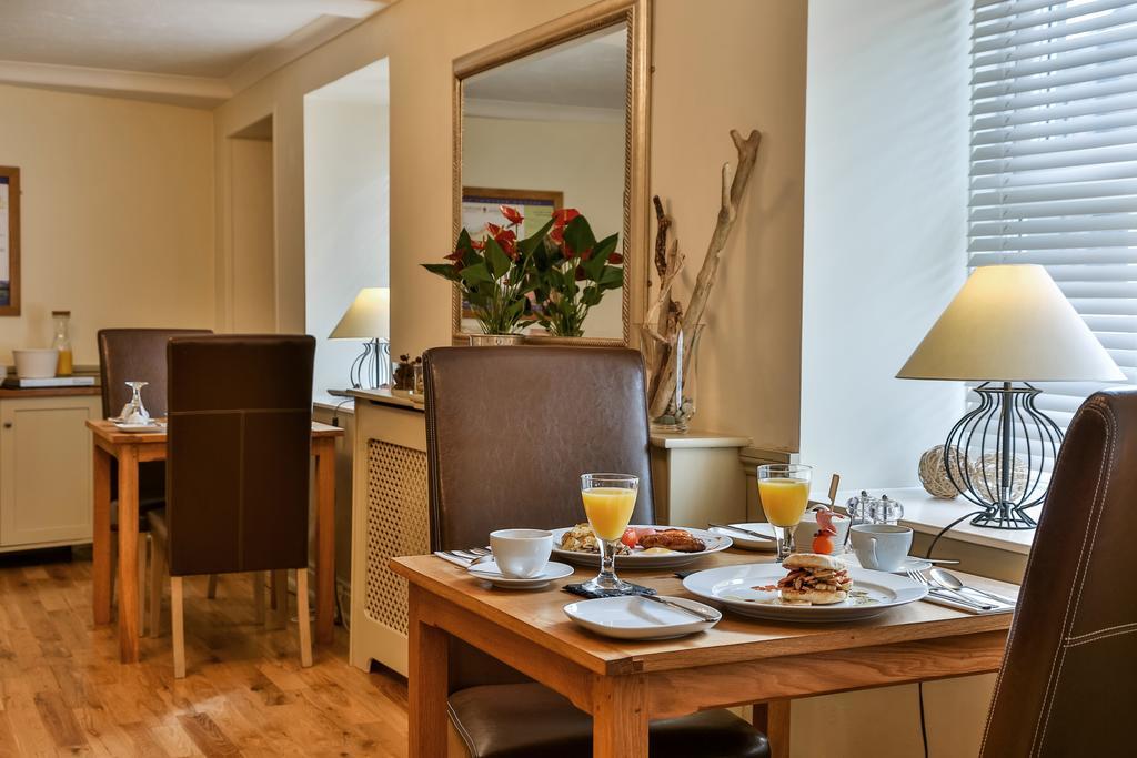 The Coach House Brecon Hotel Bagian luar foto
