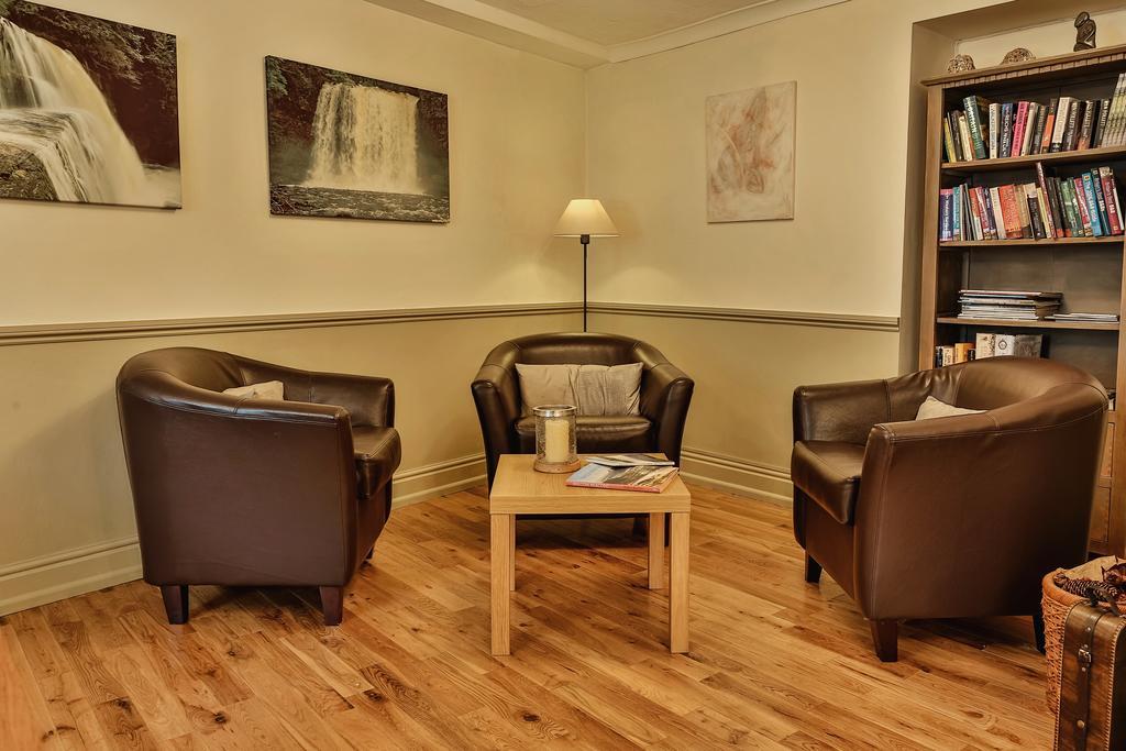 The Coach House Brecon Hotel Bagian luar foto
