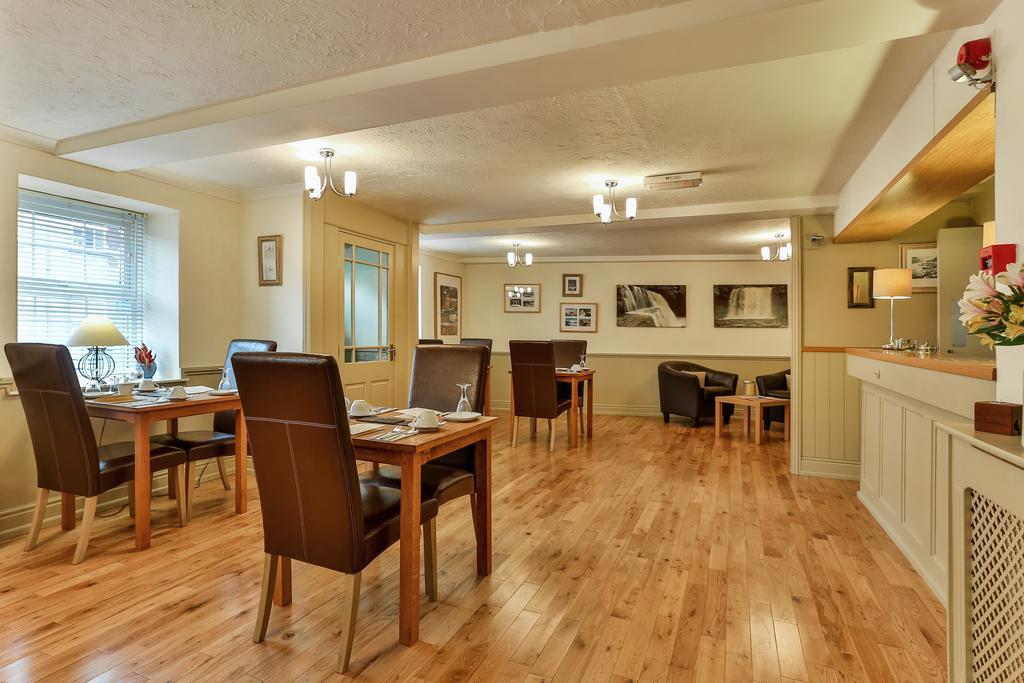 The Coach House Brecon Hotel Bagian luar foto