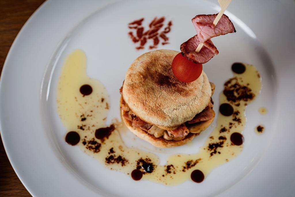 The Coach House Brecon Hotel Bagian luar foto