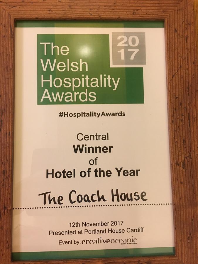 The Coach House Brecon Hotel Bagian luar foto